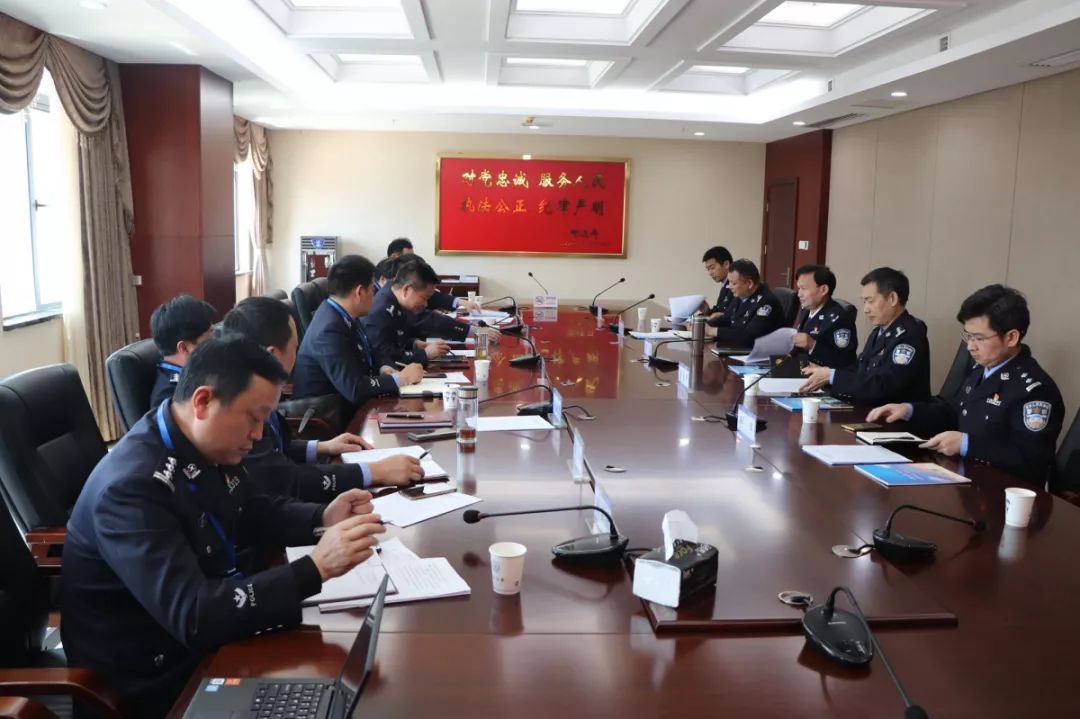 常德市公安局黨委副書記、常務(wù)副局長(zhǎng)曾勇來澧調(diào)研公安工作(圖1)