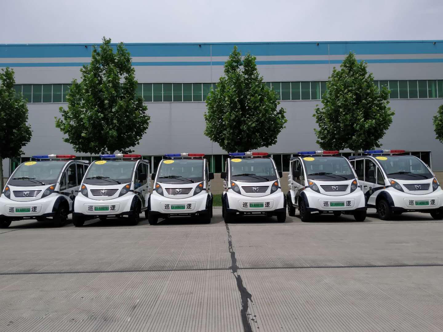 維護治安，服務(wù)群眾!福建龍海市通過公安部警采中心采購6臺電動巡邏車(圖1)