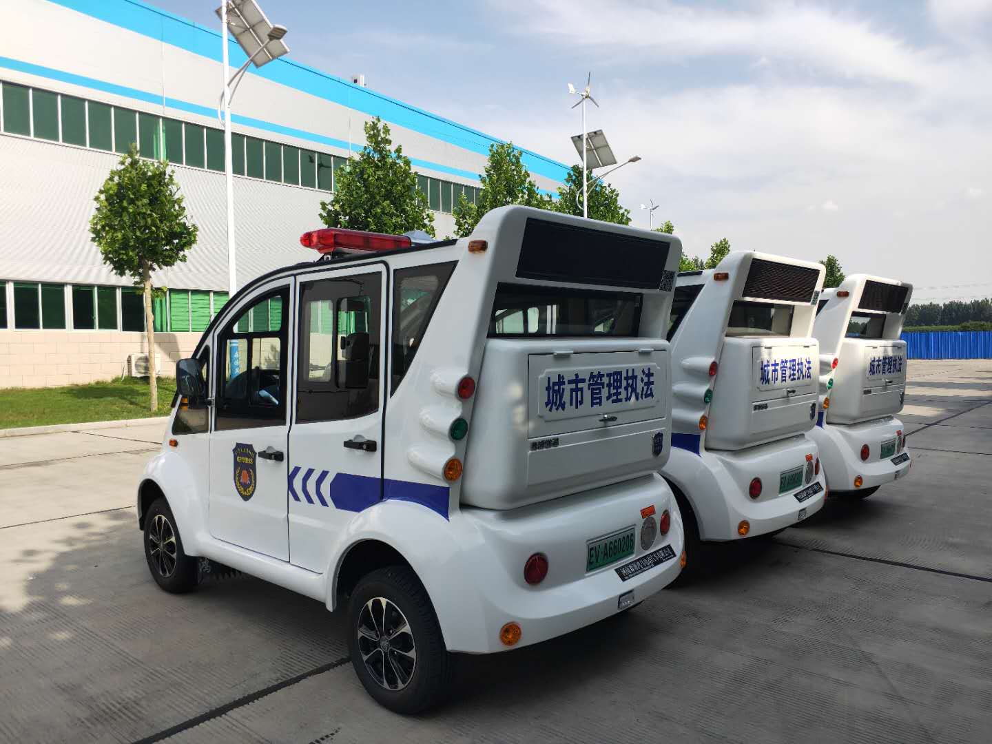 青海西寧采購(gòu)電動(dòng)執(zhí)法車  開(kāi)啟低碳環(huán)保執(zhí)法(圖4)