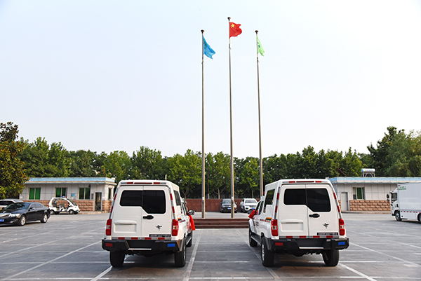 駐馬店人民法院采購(gòu)移動(dòng)執(zhí)法車(圖7)