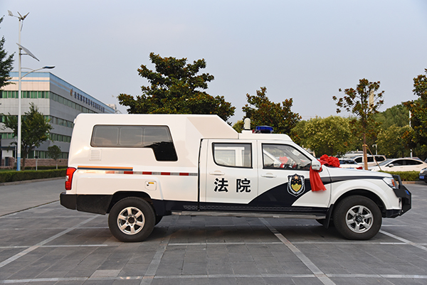 駐馬店人民法院采購(gòu)移動(dòng)執(zhí)法車(圖4)