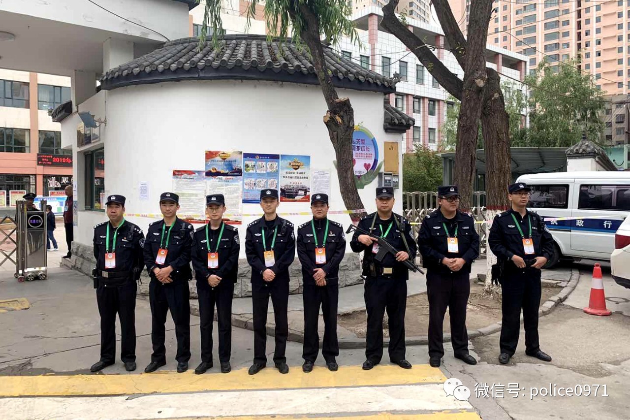 西寧||城中公安分局各項執(zhí)勤風采集(圖6) 西寧||城中公安分局各項執(zhí)勤風采集(圖6)