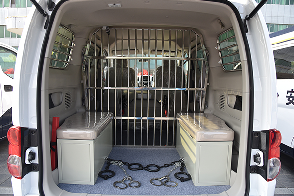洛寧縣采購18臺警用多功能巡邏車(圖7)