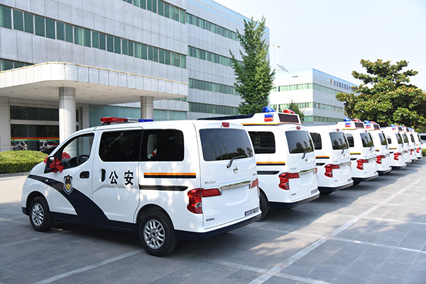 洛寧縣采購18臺警用多功能巡邏車(圖4)