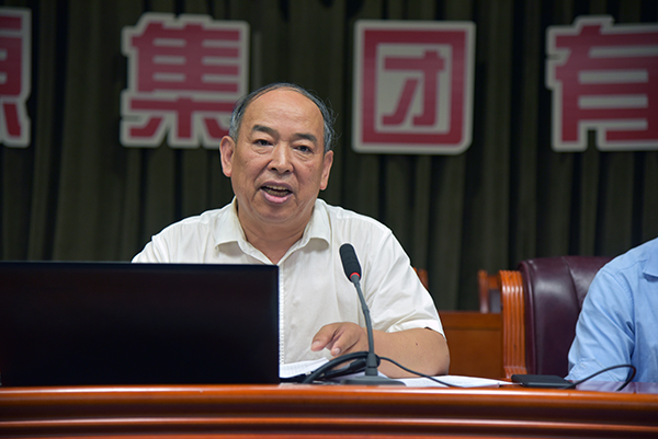 “產(chǎn)、學(xué)、研”融通發(fā)展——河南工程學(xué)院師生蒞臨森源鴻馬參觀交流(圖2)
