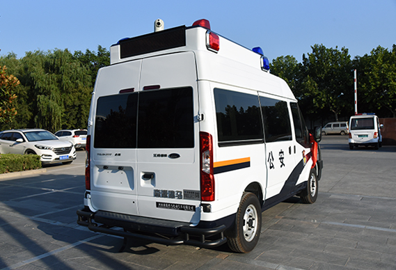 河北承德采購多功能押解車(圖5) 河北承德采購多功能押解車(圖5)