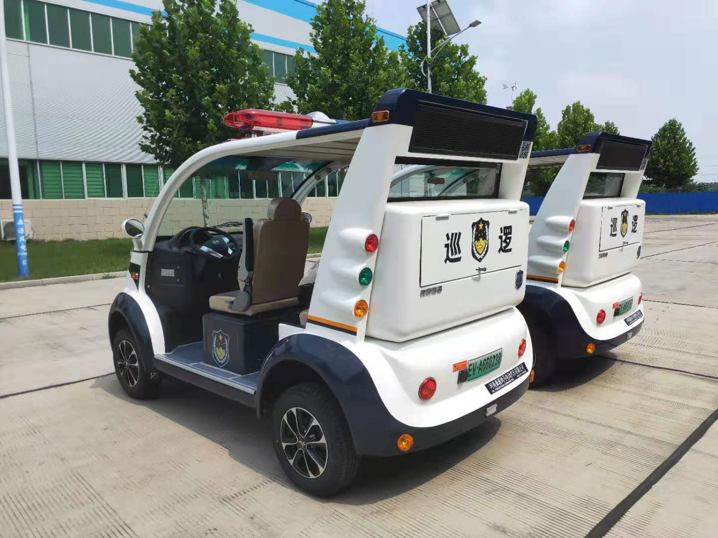 電動(dòng)巡邏車為南陽巡邏防控再添“神兵利器”(圖5) 電動(dòng)巡邏車為南陽巡邏防控再添“神兵利器”(圖5)
