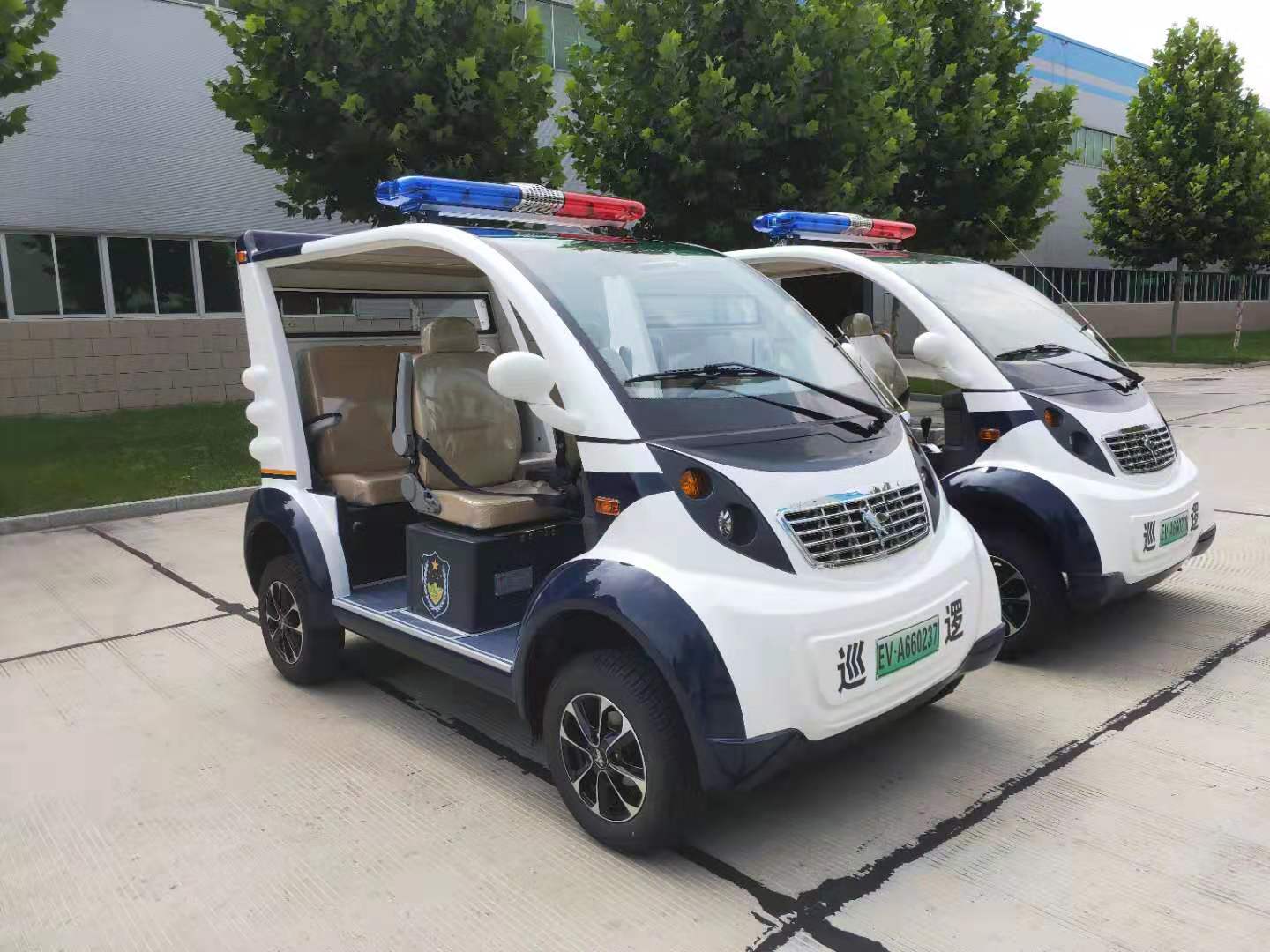 電動(dòng)巡邏車為南陽巡邏防控再添“神兵利器”(圖3) 電動(dòng)巡邏車為南陽巡邏防控再添“神兵利器”(圖3)
