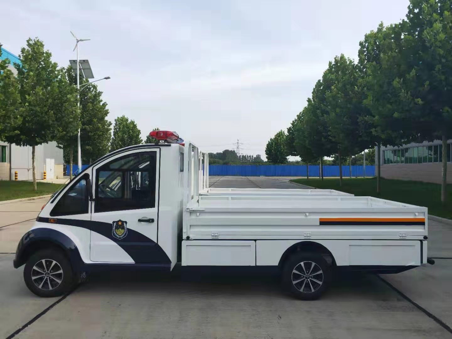 廣東陽西縣通過公安部警采中心采購電動(dòng)巡邏車(圖3)