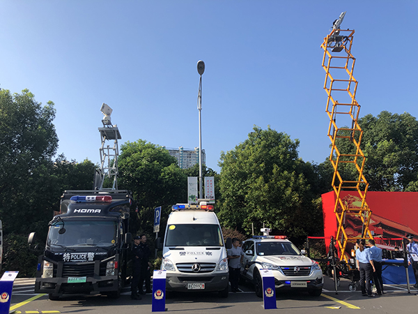 湘潭市舉行“踐行新使命 忠誠保大慶”實兵演練(圖6) 湘潭市舉行“踐行新使命 忠誠保大慶”實兵演練(圖6)