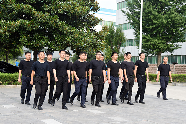 八一！致敬！軍訓(xùn)！森源鴻馬再起航！(圖12)