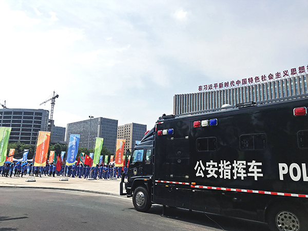 森源鴻馬應(yīng)急通信指揮車亮相山西太原第二屆全國青年運動會(圖3)