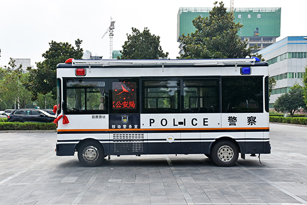 為執(zhí)法添翼——河北石家莊采購移動(dòng)警務(wù)室(圖4)