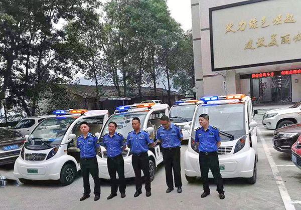 森源鴻馬電動(dòng)執(zhí)法車助力樂(lè)山市峨邊縣城管城市精細(xì)化管理(圖4) 森源鴻馬電動(dòng)執(zhí)法車助力樂(lè)山市峨邊縣城管城市精細(xì)化管理(圖4)