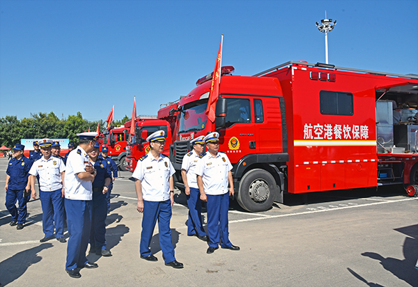 河南省消防救援隊(duì)伍戰(zhàn)勤保障實(shí)戰(zhàn)演練 森源鴻馬高精尖裝備全程保障(圖11) 河南省消防救援隊(duì)伍戰(zhàn)勤保障實(shí)戰(zhàn)演練 森源鴻馬高精尖裝備全程保障(圖11)