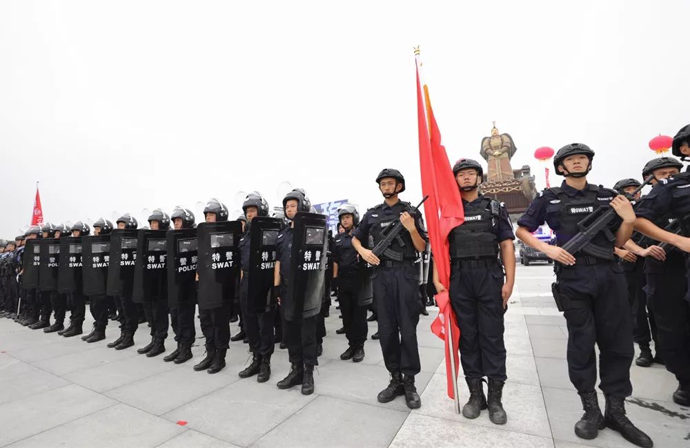 誓師大會！西咸公安這場實戰(zhàn)演練精彩又讓人動容……(圖6)