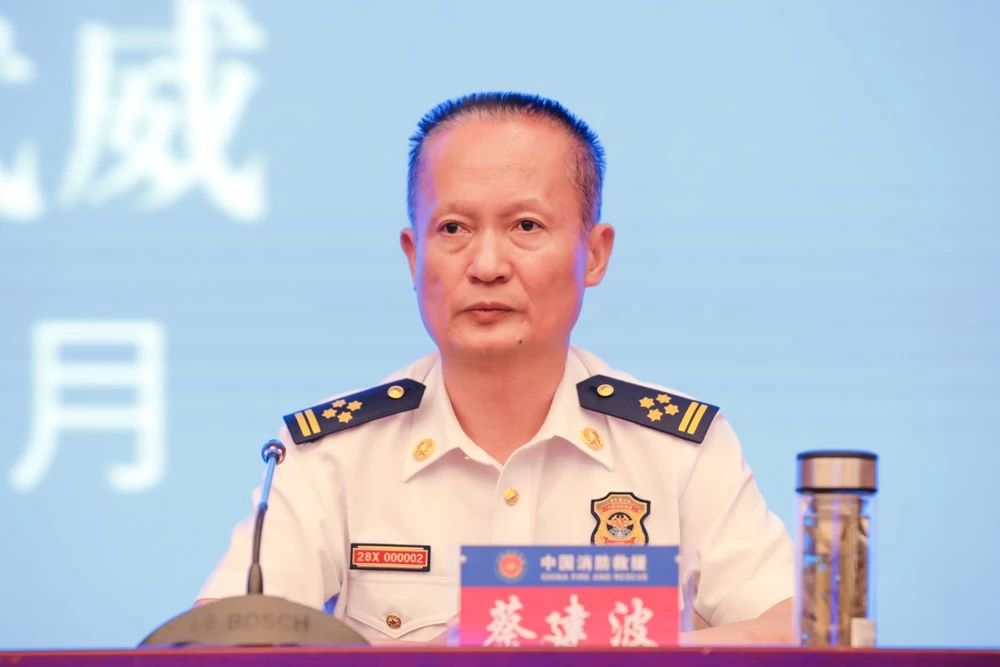 甘肅省消防救援總隊召開全省政府專職消防隊伍建設(shè)管理暨戰(zhàn)勤保障建設(shè)現(xiàn)場會(圖3) 甘肅省消防救援總隊召開全省政府專職消防隊伍建設(shè)管理暨戰(zhàn)勤保障建設(shè)現(xiàn)場會(圖3)