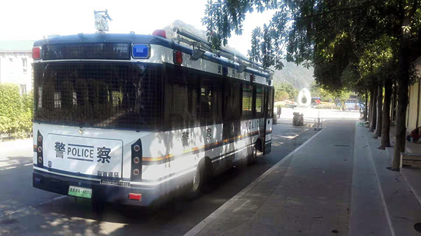 湖南資興市移動警務室平臺上崗執(zhí)勤(圖6) 湖南資興市移動警務室平臺上崗執(zhí)勤(圖6)