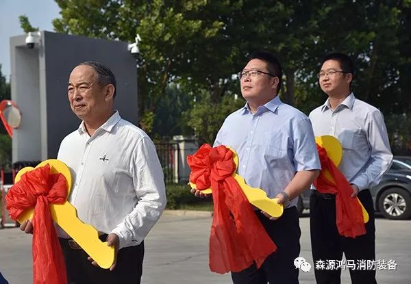 戰(zhàn)勤保障裝備上線：消防救援通信車(圖17)