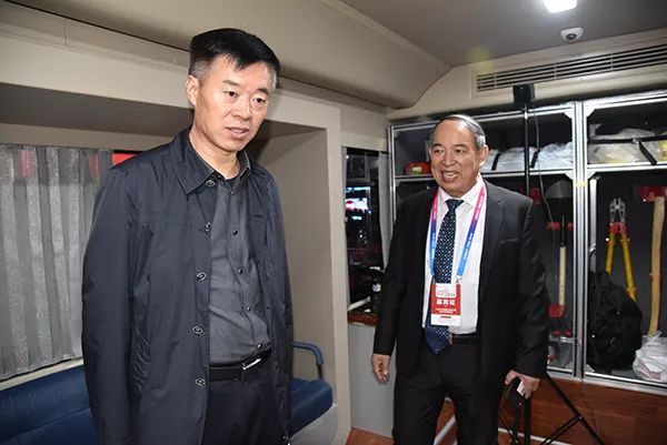 匠心智造 勁爆全場(chǎng)//森源重工·森源鴻馬重磅推出9款高端消防戰(zhàn)勤保障裝備(圖24) 匠心智造 勁爆全場(chǎng)//森源重工·森源鴻馬重磅推出9款高端消防戰(zhàn)勤保障裝備(圖24)