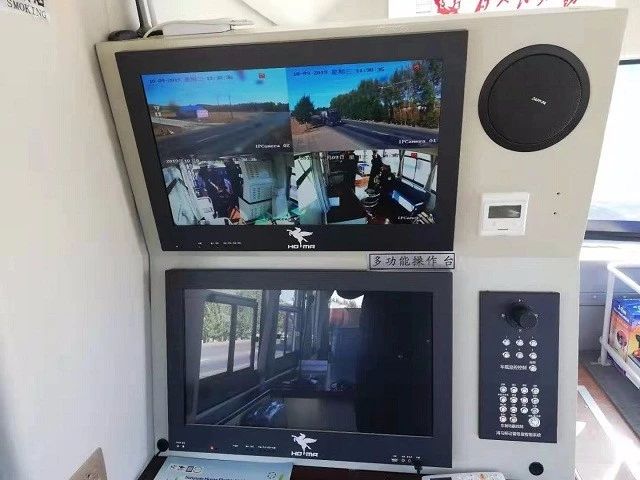 內(nèi)蒙古||扎賚特旗公安局交巡警大隊新型移動警務(wù)室正式投入使用(圖3) 內(nèi)蒙古||扎賚特旗公安局交巡警大隊新型移動警務(wù)室正式投入使用(圖3)