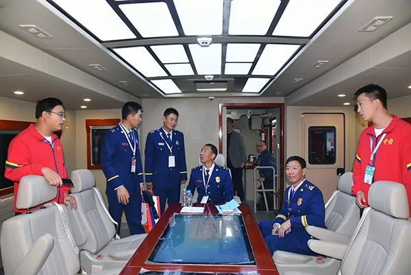 森源重工·森源鴻馬//對(duì)標(biāo)戰(zhàn)勤保障“新需求” 服務(wù)消防救援“主戰(zhàn)場(chǎng)”(圖7) 森源重工·森源鴻馬//對(duì)標(biāo)戰(zhàn)勤保障“新需求” 服務(wù)消防救援“主戰(zhàn)場(chǎng)”(圖7)
