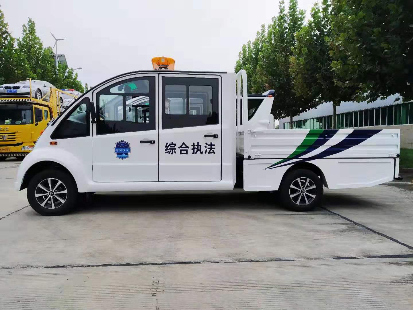 北京市采購電動執(zhí)法車(圖4)
