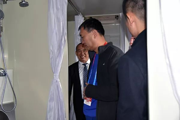 展會精彩回顧//高精尖戰(zhàn)勤保障裝備亮相北京(圖11) 展會精彩回顧//高精尖戰(zhàn)勤保障裝備亮相北京(圖11)