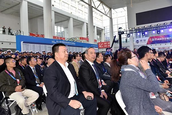 展會精彩回顧//高精尖戰(zhàn)勤保障裝備亮相北京(圖20) 展會精彩回顧//高精尖戰(zhàn)勤保障裝備亮相北京(圖20)