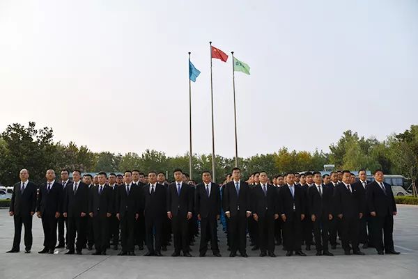 森源鴻馬召開決戰(zhàn)60天動員會(圖3) 森源鴻馬召開決戰(zhàn)60天動員會(圖3)