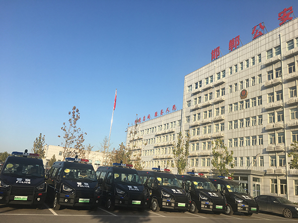 河北邯鄲12臺(tái)警用巡邏車列裝上崗(圖1)