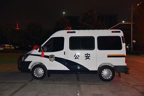 河北石家莊通過(guò)公安部警采中心采購(gòu)多功能運(yùn)兵車(chē)(圖3)