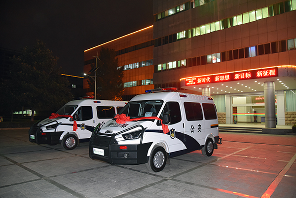 河北石家莊通過(guò)公安部警采中心采購(gòu)多功能運(yùn)兵車(chē)(圖2)