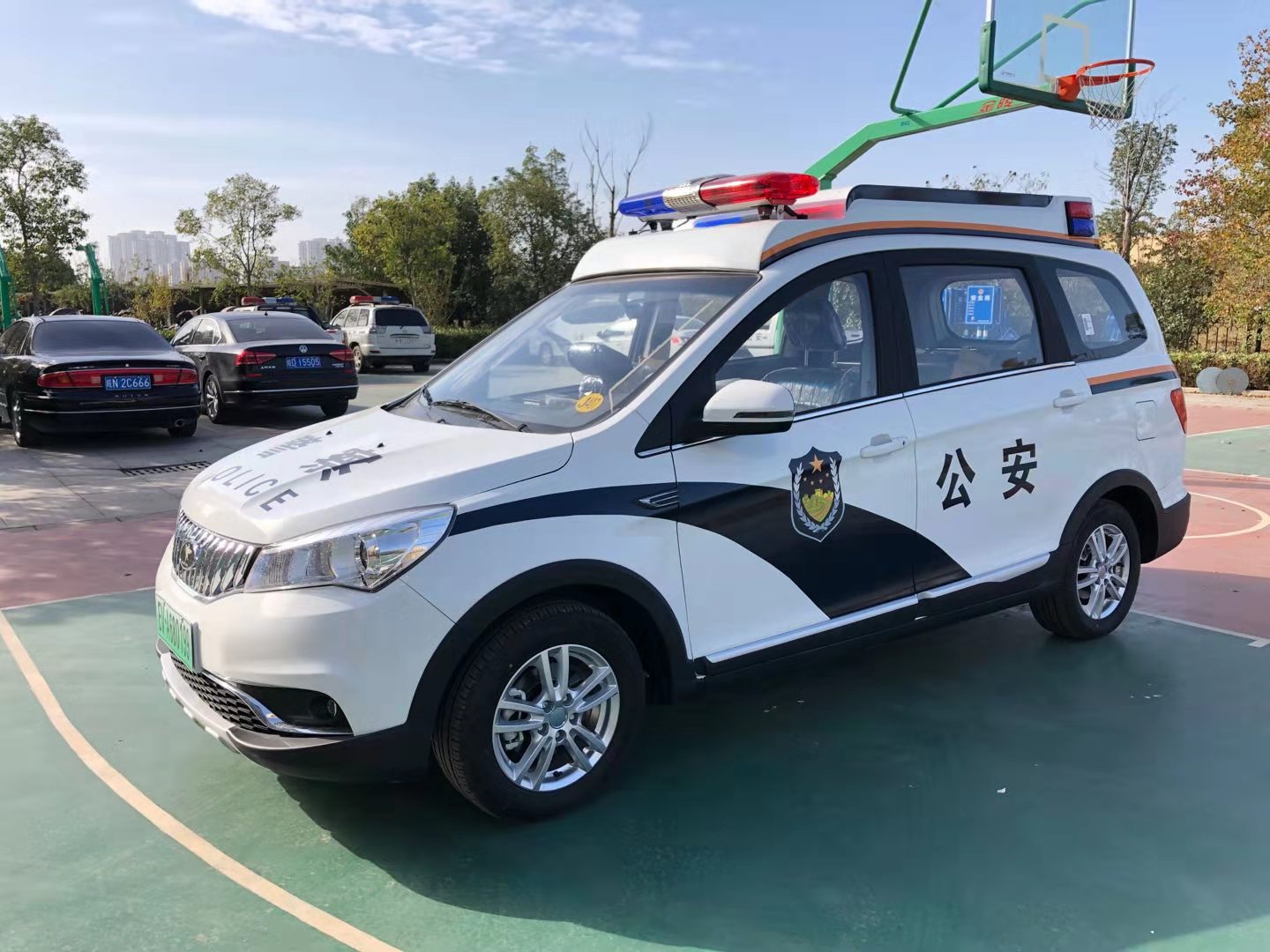 安徽淮南市電動巡邏車列裝上崗(圖4)