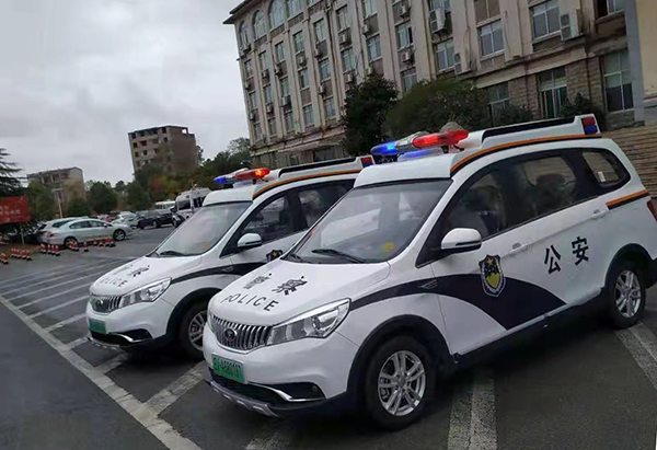 江西南昌電動巡邏車列裝上崗(圖3)