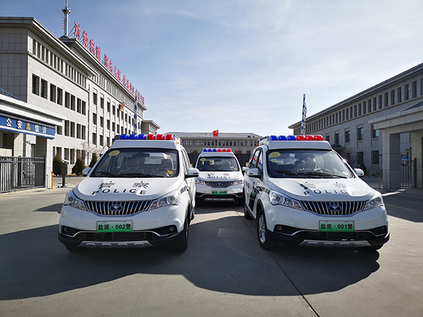 【維護(hù)社會治安  保護(hù)百姓安全】寧夏吳忠電動巡邏車上崗執(zhí)勤(圖1)