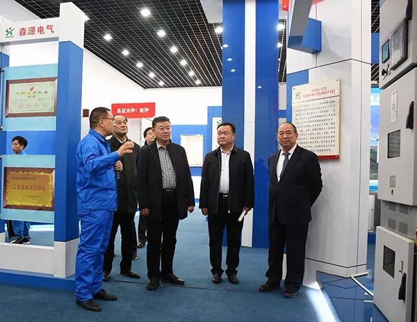 鄭州市工信系統(tǒng)平安建設(shè)暨創(chuàng)建平安企業(yè)工作現(xiàn)場(chǎng)會(huì)在森源鴻馬召開(圖10)