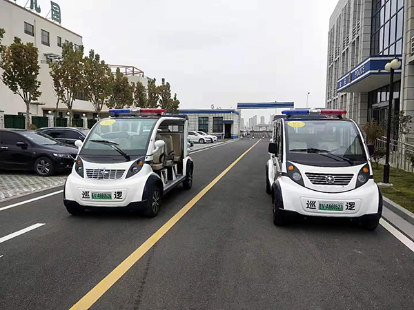安徽亳州電動巡邏車上崗執(zhí)勤(圖1)