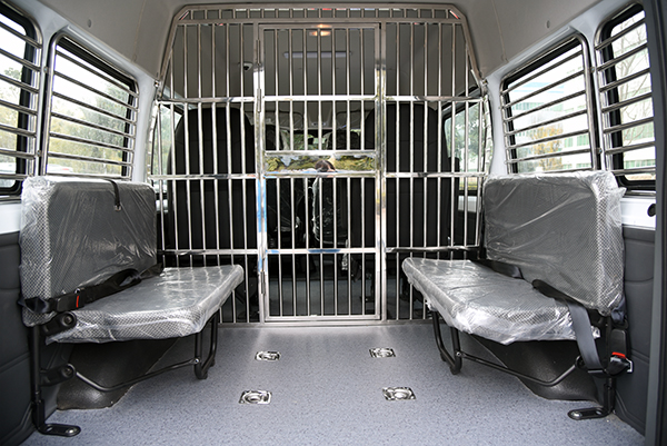 廣東陽江通過公安部警采中心采購警用囚車(圖8)
