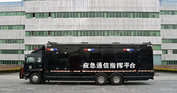 運籌帷幄 掌控全局—四川成都應(yīng)急通信指揮車發(fā)車(圖3) 運籌帷幄 掌控全局—四川成都應(yīng)急通信指揮車發(fā)車(圖3)