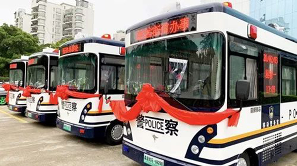 廣東佛山：4臺(tái)移動(dòng)警務(wù)執(zhí)勤車(chē)投用  馳援戰(zhàn)“疫”前線(xiàn)(圖2)