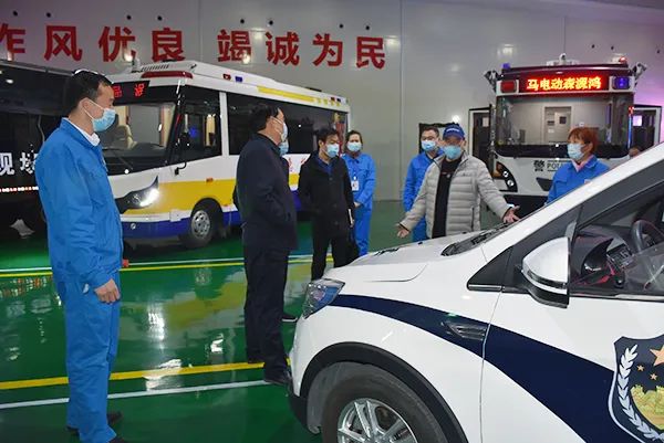 鄭州市經(jīng)開區(qū)黨工委書記、管委會主任樊福太蒞臨森源鴻馬檢查指導(dǎo)(圖12)