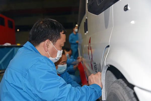 森源鴻馬首批負壓救護車成功下線——擁有眾多“超能力” 馳援急救戰(zhàn)“疫”(圖3)