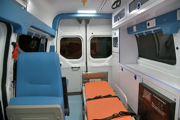 森源鴻馬首批負壓救護車成功下線——擁有眾多“超能力” 馳援急救戰(zhàn)“疫”(圖12)