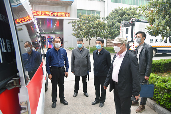 河南省行政管理學(xué)會秘書長徐新奎一行蒞臨森源鴻馬參觀考察(圖6) 河南省行政管理學(xué)會秘書長徐新奎一行蒞臨森源鴻馬參觀考察(圖6)