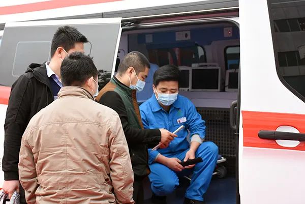 河南造5G+智慧負壓救護車下線 (圖2) 河南造5G+智慧負壓救護車下線 (圖2)