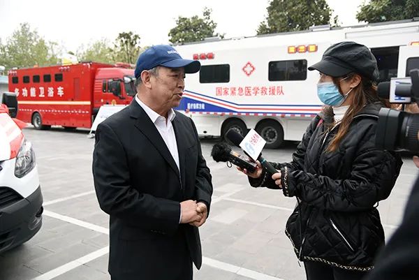 眾志成城抗疫情 森源鴻馬顯大愛——森源鴻馬向河南省慈善總會捐贈5G負壓救(圖16) 眾志成城抗疫情 森源鴻馬顯大愛——森源鴻馬向河南省慈善總會捐贈5G負壓救(圖16)