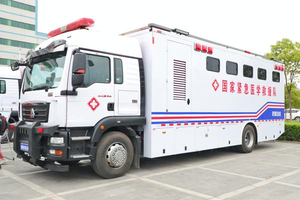從5G智慧負壓救護車到移動方艙醫(yī)院 看河南這家企業(yè)如何化危為機造就“神奇”(圖2) 從5G智慧負壓救護車到移動方艙醫(yī)院 看河南這家企業(yè)如何化危為機造就“神奇”(圖2)
