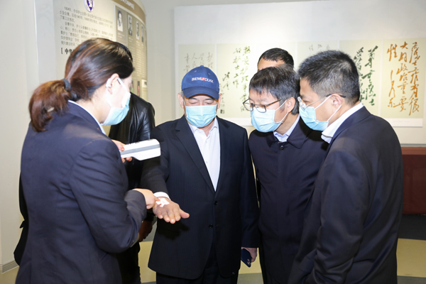 森源鴻馬·駝人集團(tuán)簽署戰(zhàn)略合作協(xié)議(圖12) 森源鴻馬·駝人集團(tuán)簽署戰(zhàn)略合作協(xié)議(圖12)