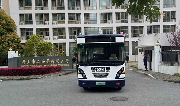 浙江舟山市移動警務(wù)室上崗執(zhí)勤(圖1)
